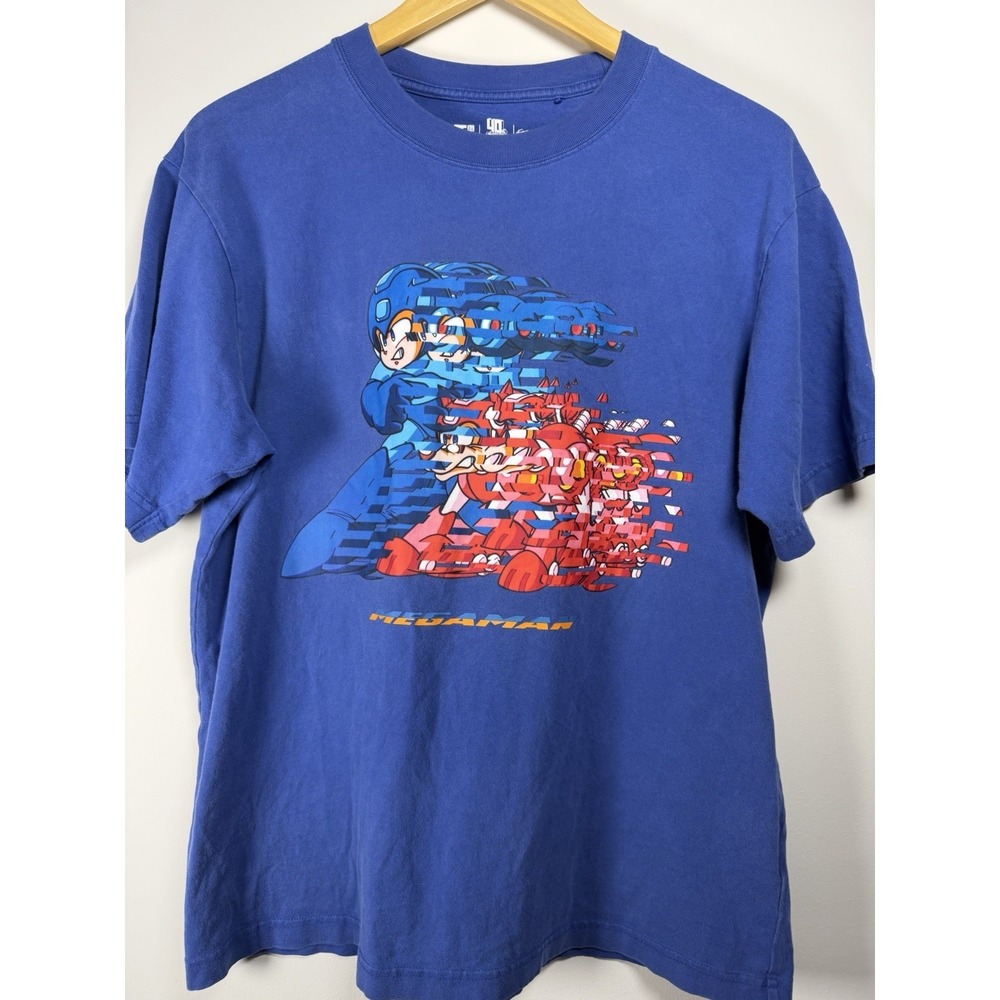 Uniqlo UT Capcom 40th Anniversary Mega Man Rush Blue Cotton T-Shirt Men's XL